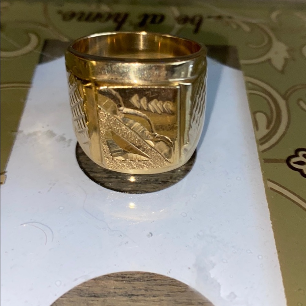 Ring